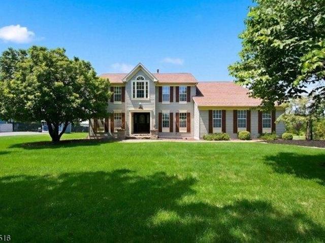 House for sale in Ringoes, New Jersey