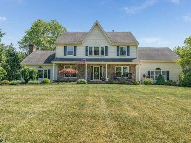 House for sale in Ringoes, New Jersey