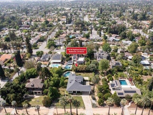 House for sale in Redlands