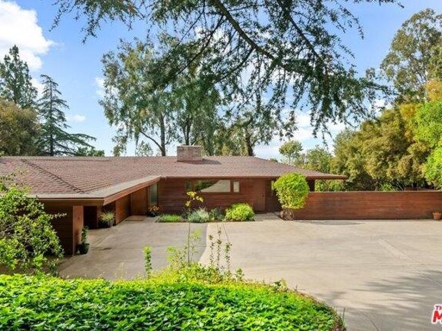 House for sale in Redlands