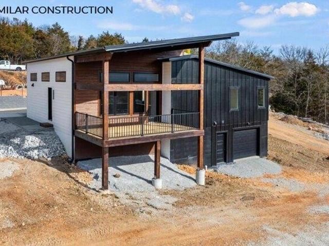 Condo for sale in Reeds Spring