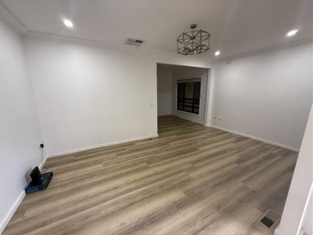 House for rent in Avondale Heights, Melbourne