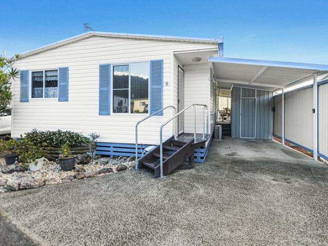 House for sale in Green Point, New South Wales