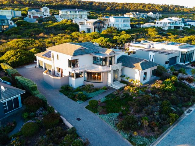 House for sale in Groot Brak Rivier, Western Cape
