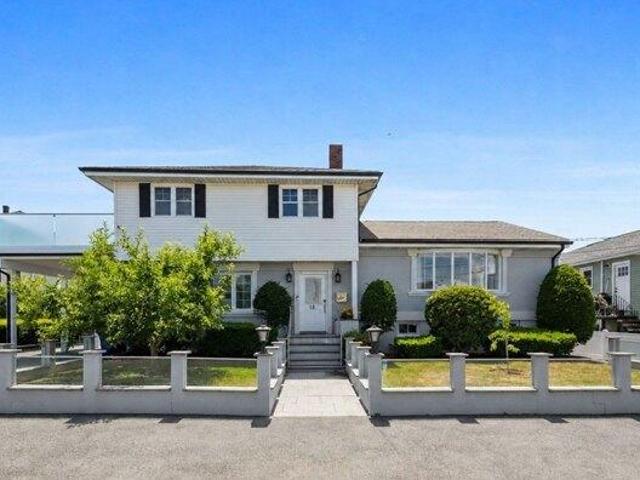 House for sale in Revere, Massachusetts