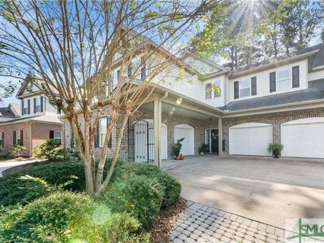 Condo for sale in Richmond Hill