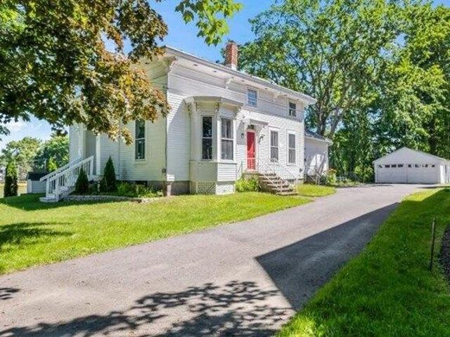 House for sale in Richmond, Sagadahoc County