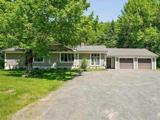 House for sale in Richmond, Vermont