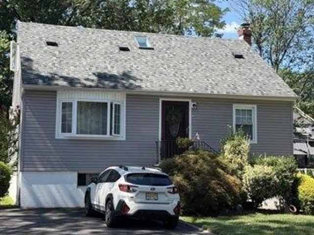 House for sale in Ridgefield, Bergen County