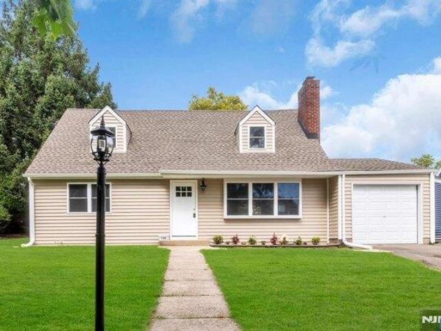 House for sale in West View, Ridgefield Park