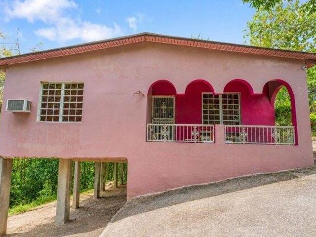 House for sale in Rincon