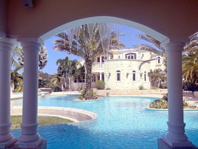 House for sale in Rincon