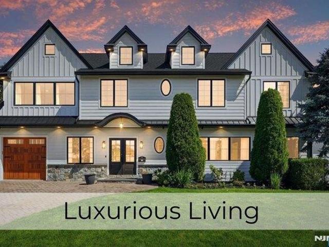 House for sale in River Edge, New Jersey