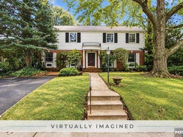 House for sale in Cherry Hill, River Edge