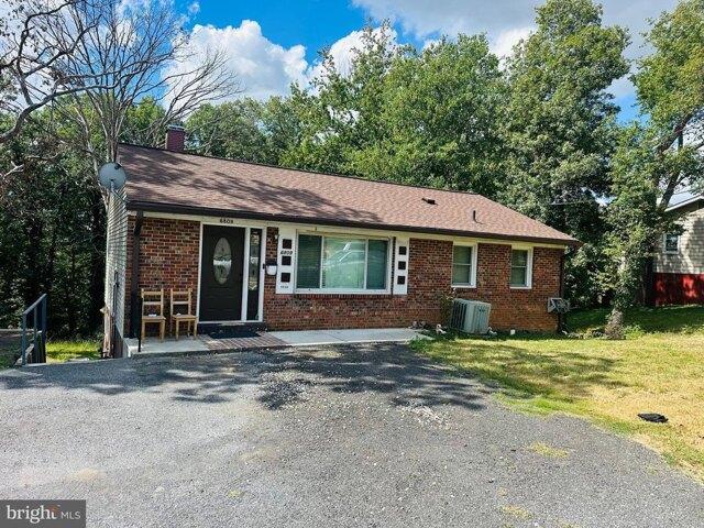 House for sale in Riverdale, Maryland