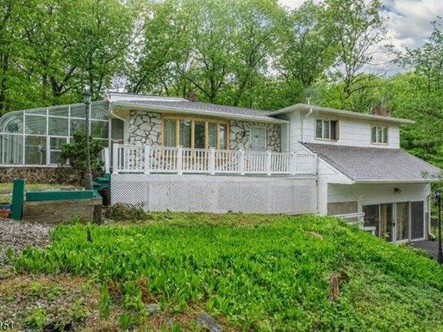 House for sale in Riverdale, New Jersey