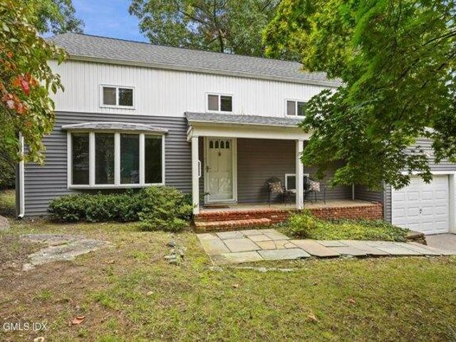 House for sale in North Mianus, Greenwich