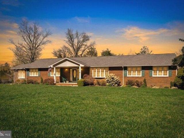 House for sale in Windsor, New Jersey