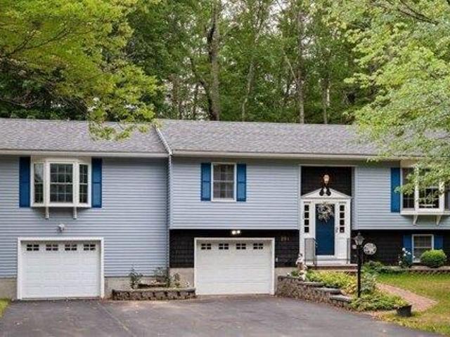 House for sale in Rochester, Strafford County