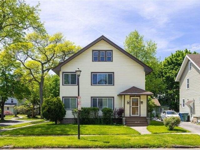 House for sale in Oak Hill, New York