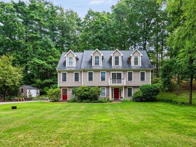 House for sale in Rowley, Essex County
