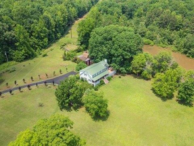 House for sale in Roxboro