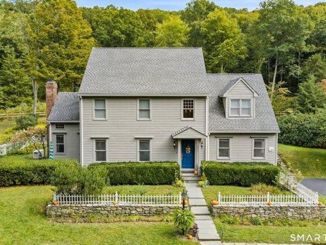 House for sale in Roxbury Center Historic District, Roxbury