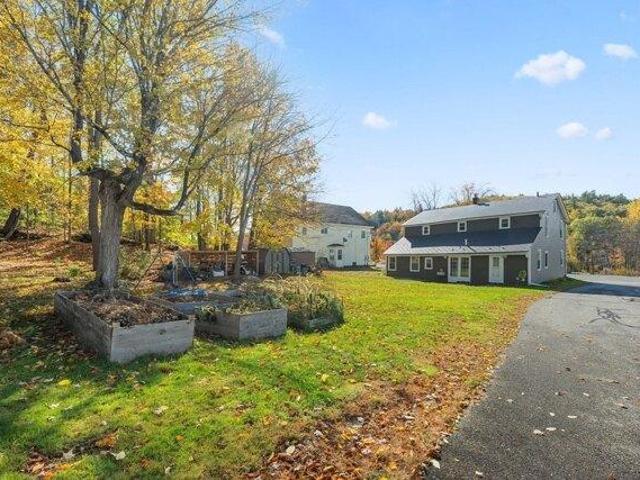 House for sale in South Royalston, Royalston