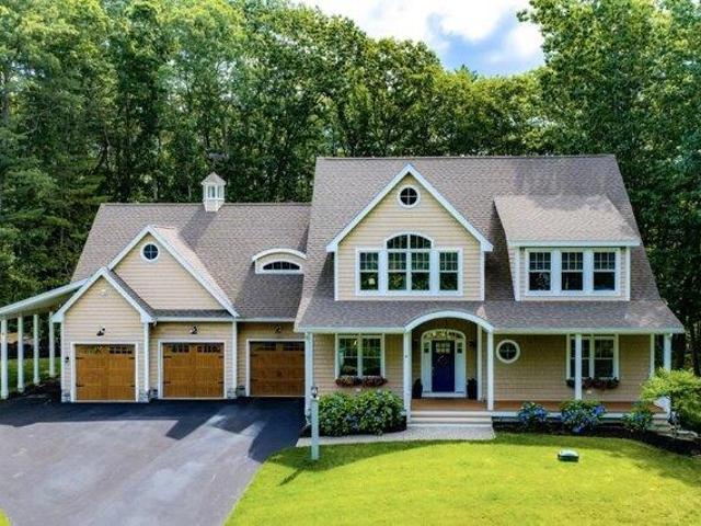 House for sale in New Hampshire