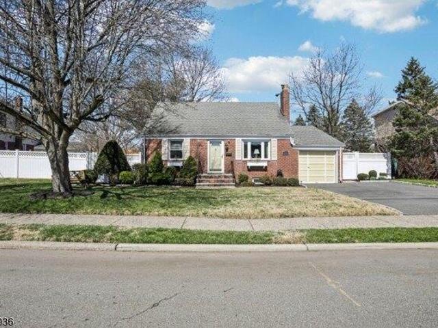 House for sale in Saddle Brook, New Jersey