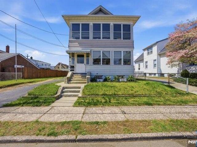 House for sale in Saddle Brook, New Jersey