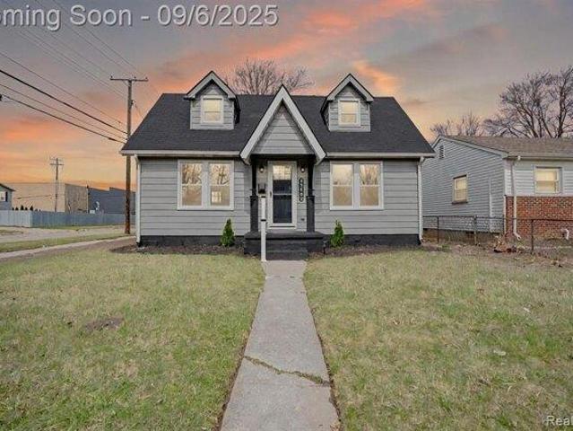 House for sale in Saint Clair Shores, Michigan