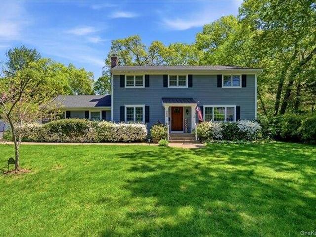 House for sale in Smithtown, New York