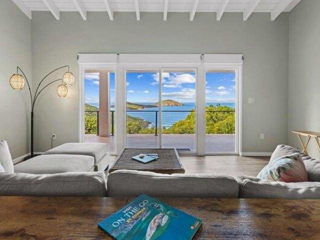 House for sale in Saint Thomas, Missouri