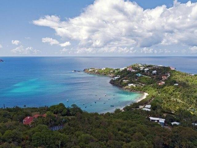 House for sale in Saint Thomas, Missouri