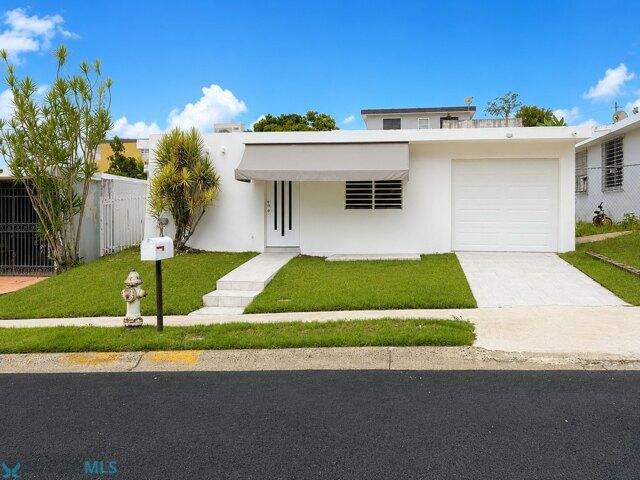 House for sale in San Juan