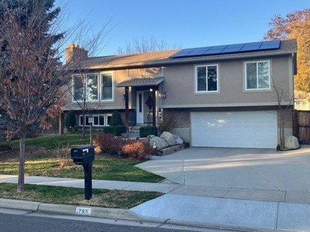 House for sale in Sandy, Utah