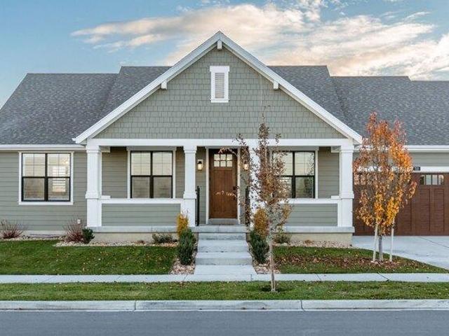 House for sale in Saratoga Springs, Utah