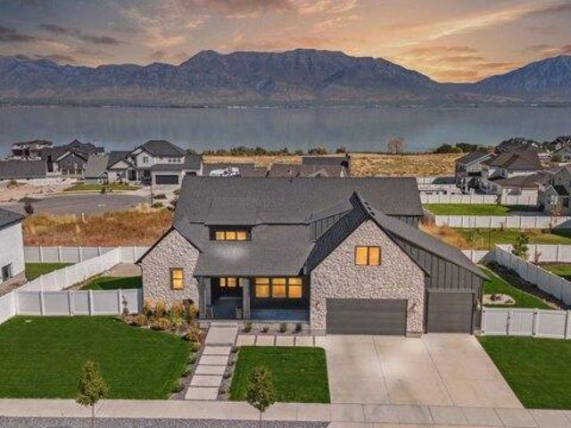 House for sale in Saratoga Springs, Utah