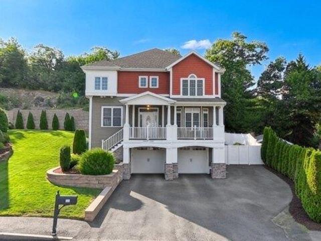 House for sale in Lynnhurst, Saugus