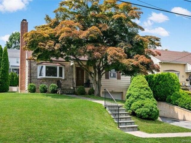 House for sale in Scarsdale, New York