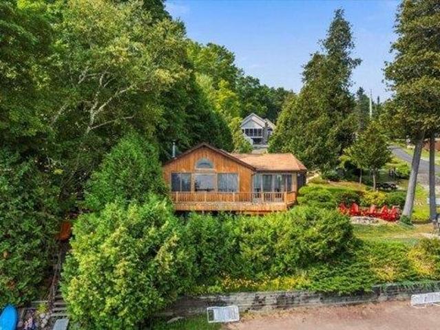 House for sale in Schroon Lake, New York