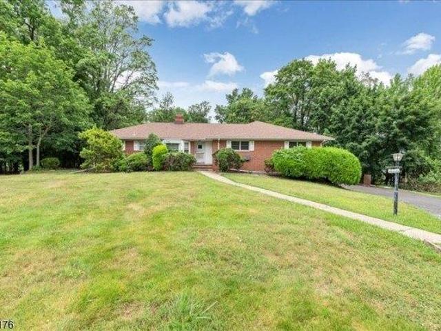 House for sale in Scotch Plains, New Jersey
