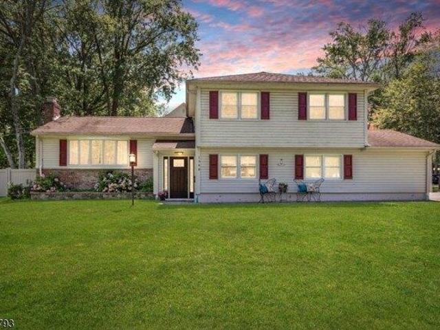 House for sale in Scotch Plains, New Jersey