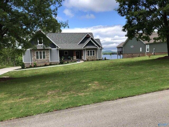 House for sale in Scottsboro, Alabama