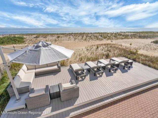 House for rent in Sea Girt