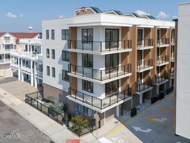 House for sale in Seaside Heights, New Jersey