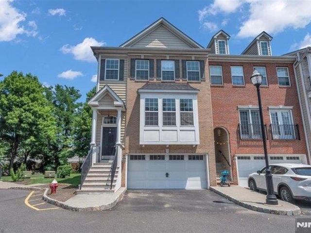 House for sale in Hudson, New Jersey