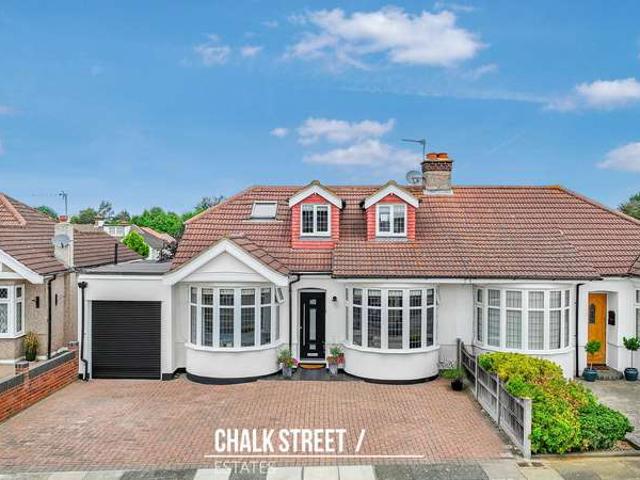 Farm for sale in London Borough of Havering, Greater London