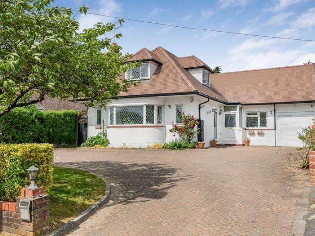 Farm for sale in Radlett, Hertfordshire